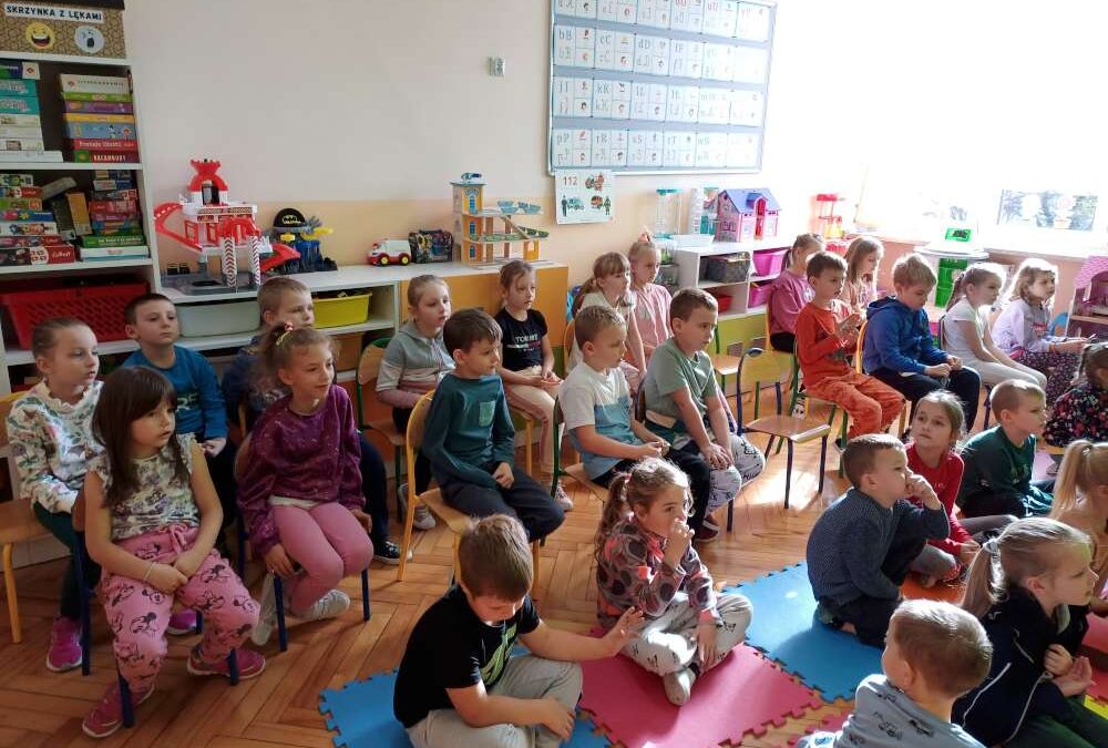 SPOTKANIE AUTORSKIE Z EWĄ STADTMÜLLER I ILUSTRATOREM ŁUKASZEM ZABDYREM