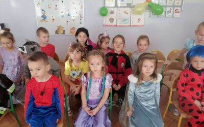 MIĘDZYNARODOWY DZIEŃ POSTACI Z BAJEK