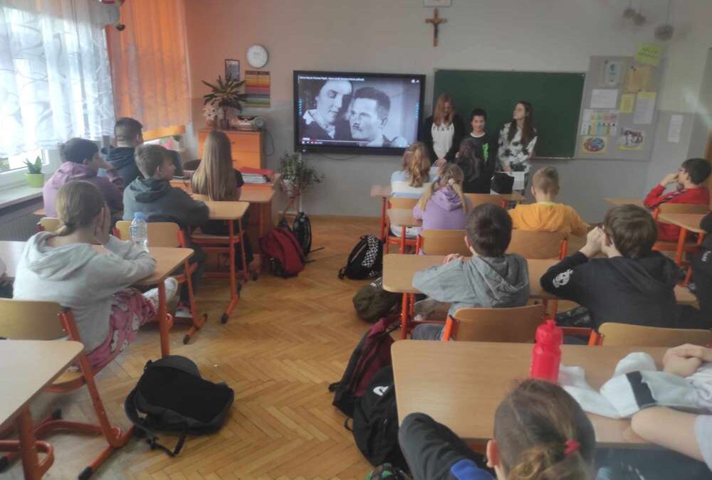 LOSY RODZINY ULMÓW- LEKCJA HISTORII