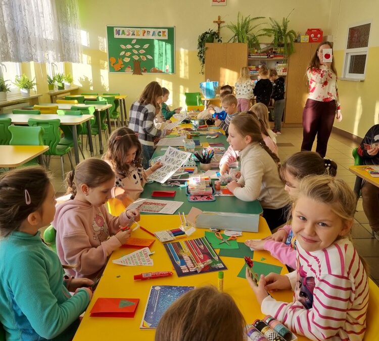 ŚWIĄTECZNA KARTKA DLA DZIECI Z HOSPICJUM W KATOWICACH