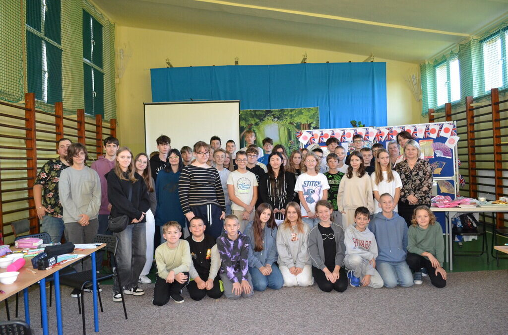 DZIEŃ JAPOŃSKI CZYLI PODRÓŻ PO JAPONII OCZAMI PRAKTYKA